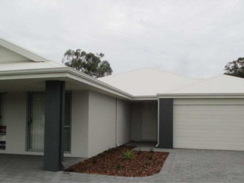 34B Songlark Ramble, Coodanup WA 6210