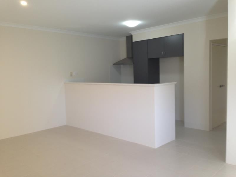 3/228 Landsdale  Road, Landsdale WA 6065