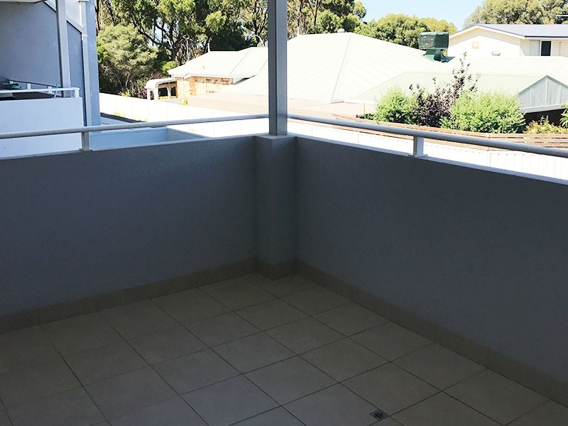 16/38 Lake Street, Rockingham WA 6168