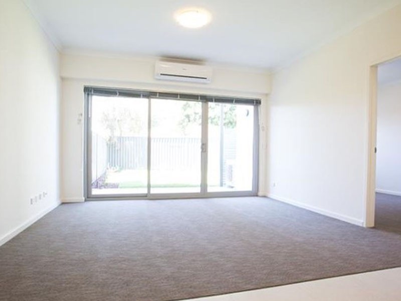 9/7 Streatham  Street, Beckenham WA 6107