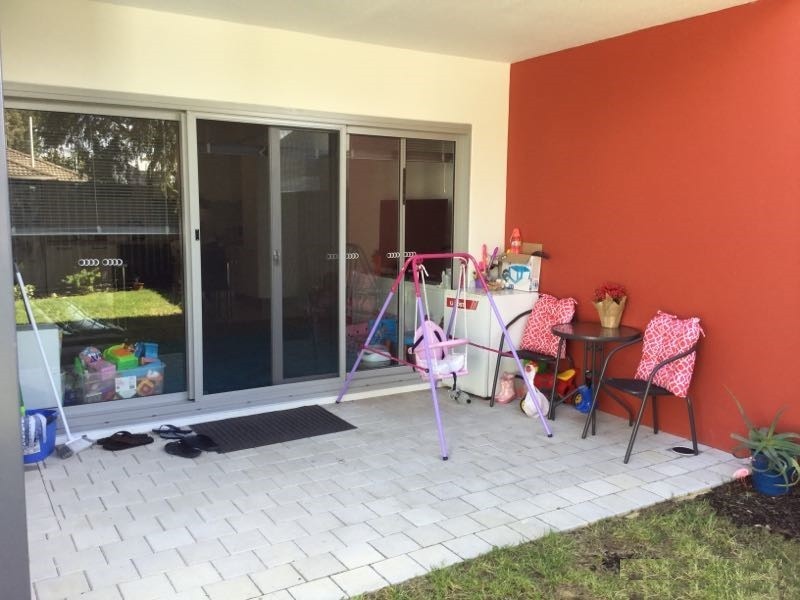 9/7 Streatham  Street, Beckenham WA 6107