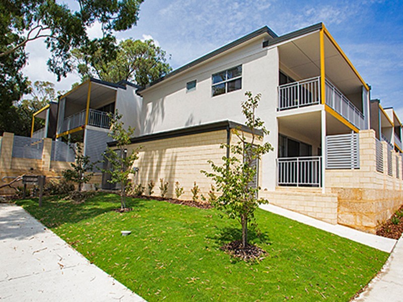 4/21 Harley  Way, Medina WA 6167