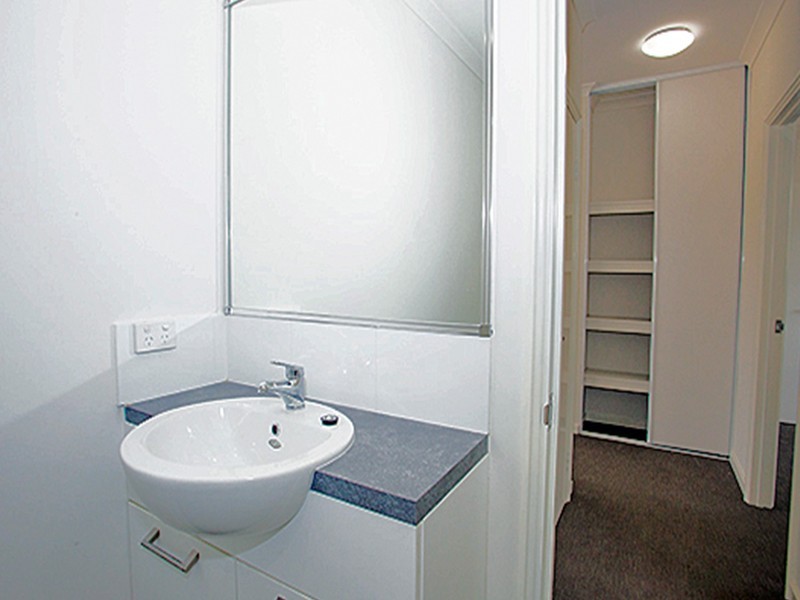 4/21 Harley  Way, Medina WA 6167