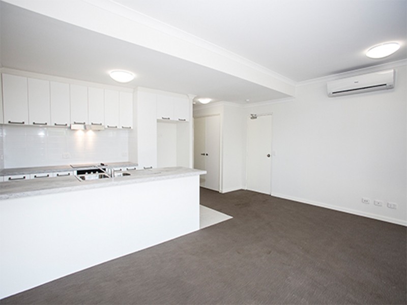 11/21 Harley Way, Medina WA 6167