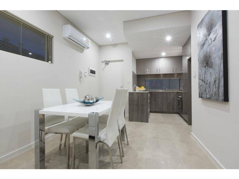 9/7 North  Street, Midland WA 6056