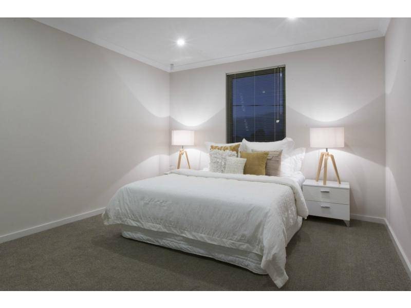 9/7 North  Street, Midland WA 6056