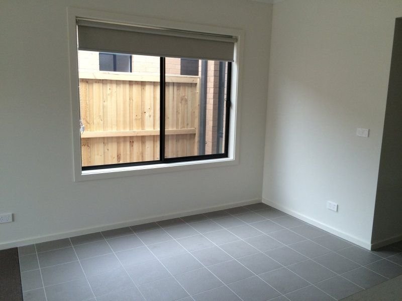 50 Wurrook Circuit, North Geelong VIC 3215