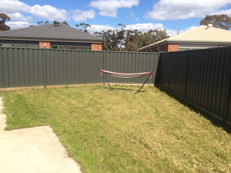 4 Cecil Street, North Bendigo VIC 3550