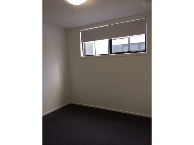 104/370 Geelong Road, Footscray VIC 3011