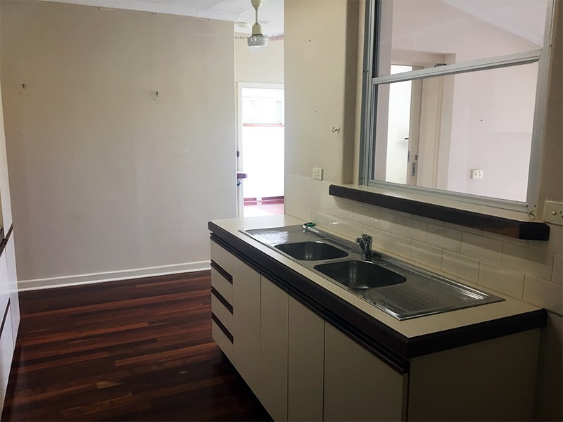 82 Birdwood Street, Innaloo WA 6018