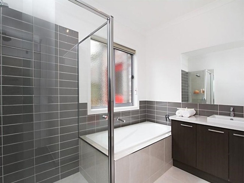 7E Wirth Street, Flora Hill VIC 3550