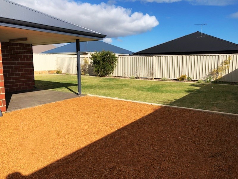 8 Lugger Outlook, Glenfield WA 6532