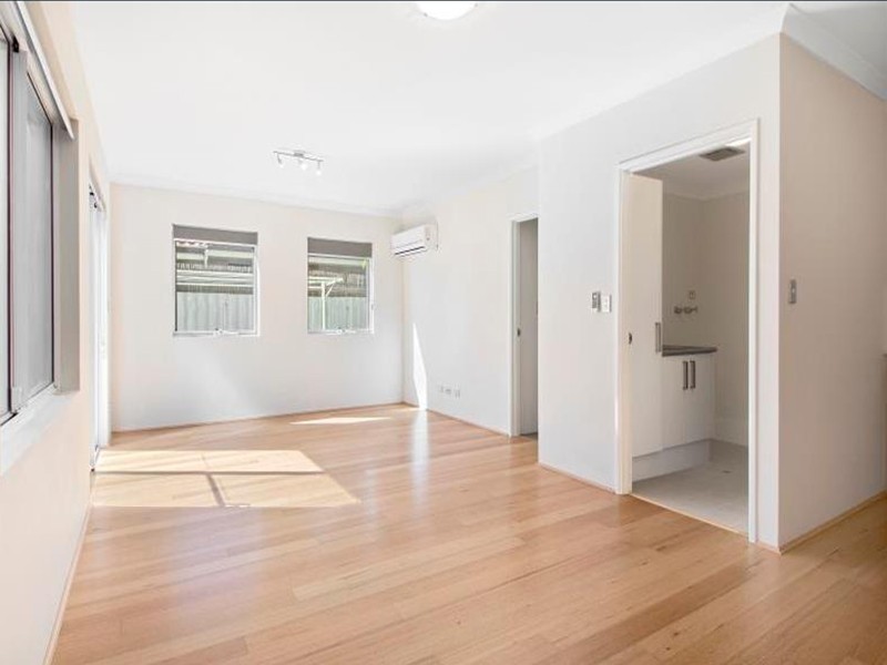 4/76 Kooyong Road, Rivervale WA 6103