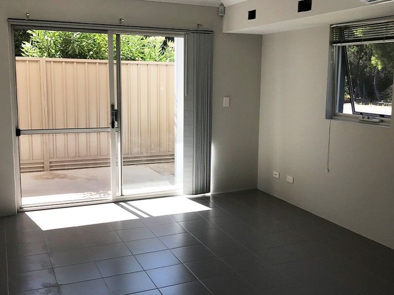 1/38 Lake Street, Rockingham WA 6168