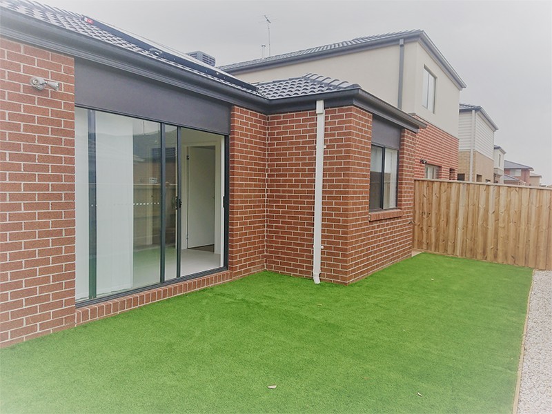 75 Mulloway Drive, Point Cook VIC 3030