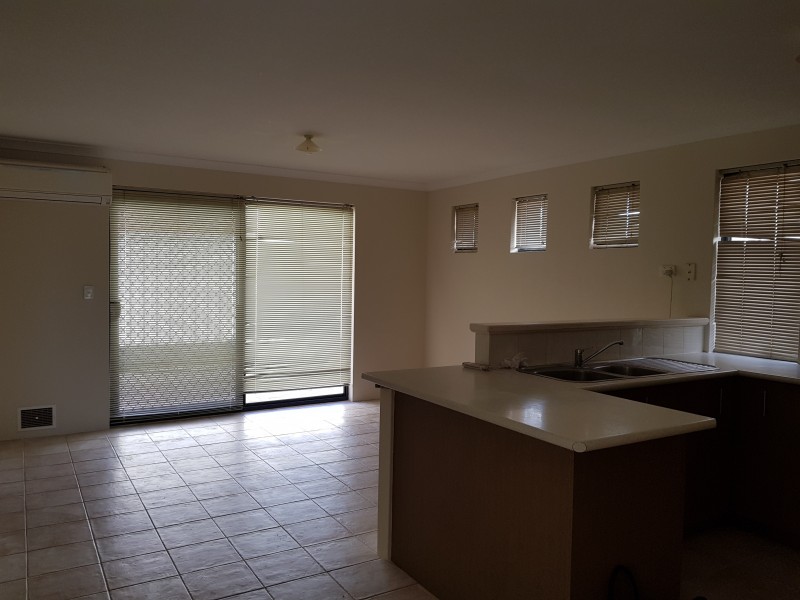 1/65 Seventh Road, Armadale WA 6112