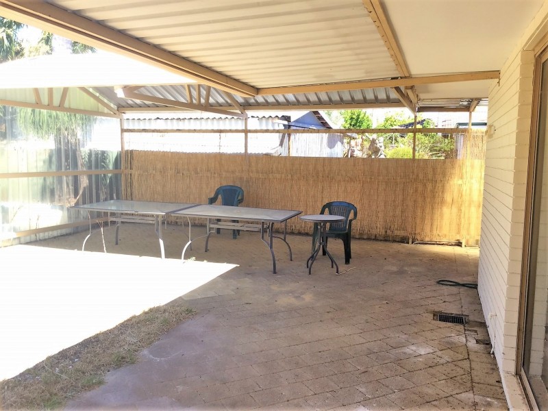 75 Moreing Street, Redcliffe WA 6104