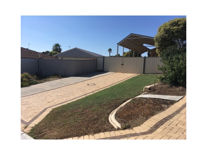 22 Mousehole Crescent, Yanchep WA 6035