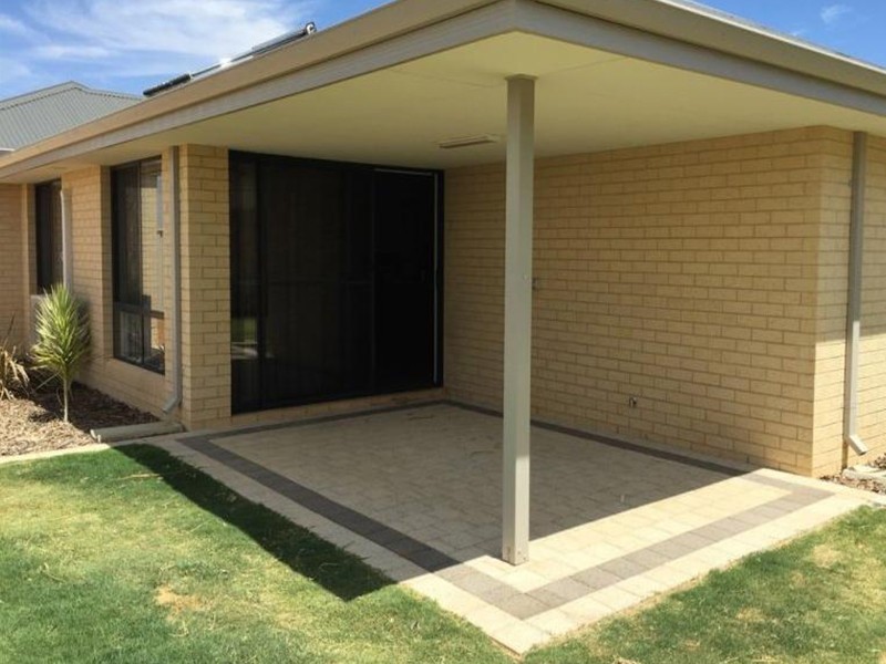 3 Lily Street, Wandina WA 6530