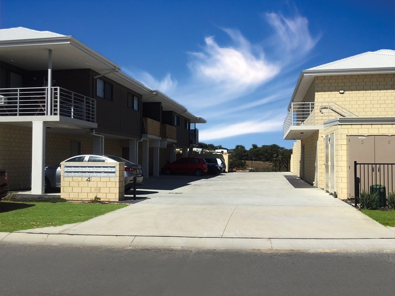 6B/4 Adnata Road, Beeliar WA 6164