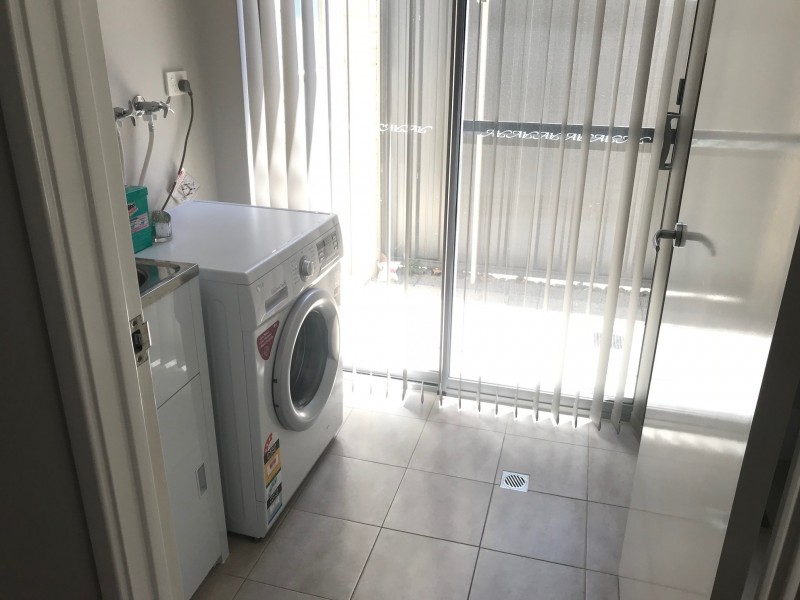 1/39B Lambeth Circle, Wellard WA 6170