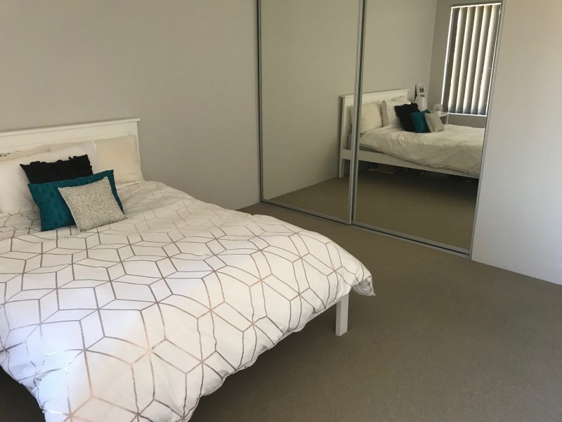 1/39B Lambeth Circle, Wellard WA 6170