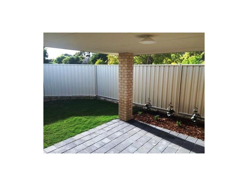 24 Virginia  Turn, Madora Bay WA 6210