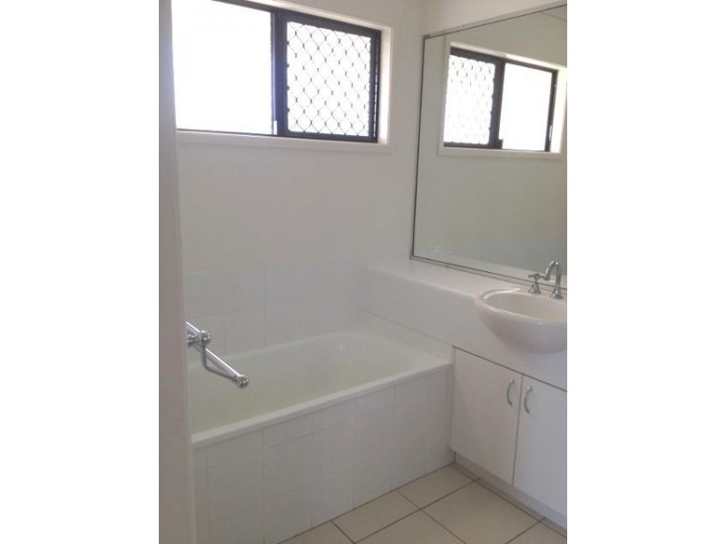 1/62 Bridgewater Drive, Condon QLD 4815