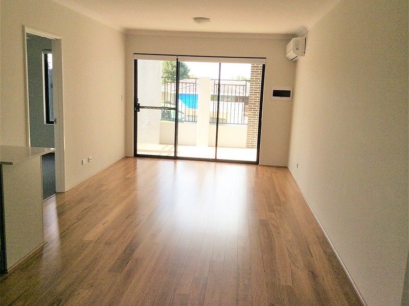 4/216 Kooyong Road, Rivervale WA 6103