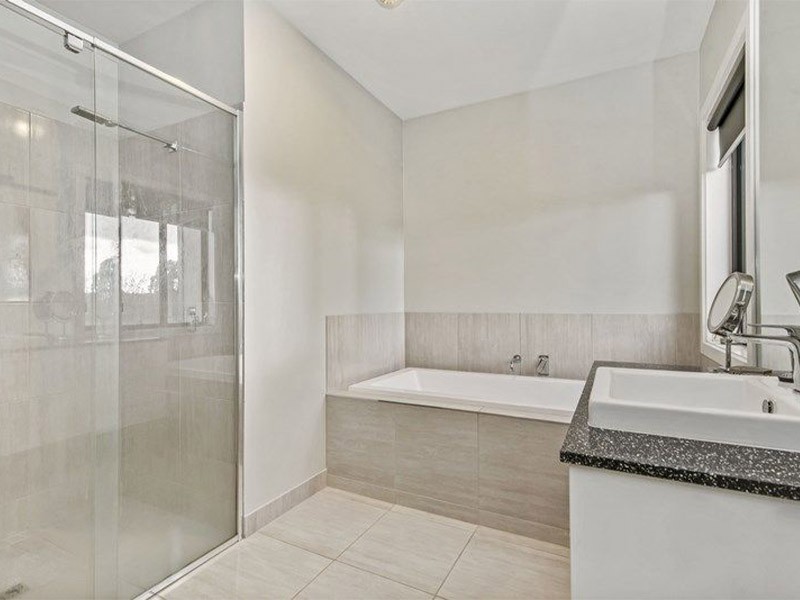 4/53 Weeroona Avenue, White Hills VIC 3550