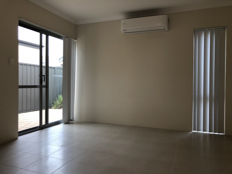 1/80 Dowitcher Loop, Gosnells WA 6110