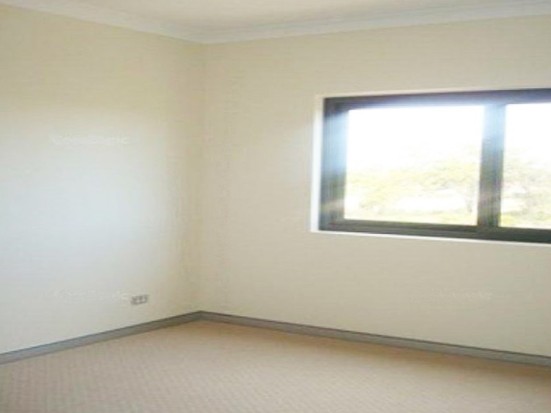 93/6 Walsh Loop, Joondalup WA 6027