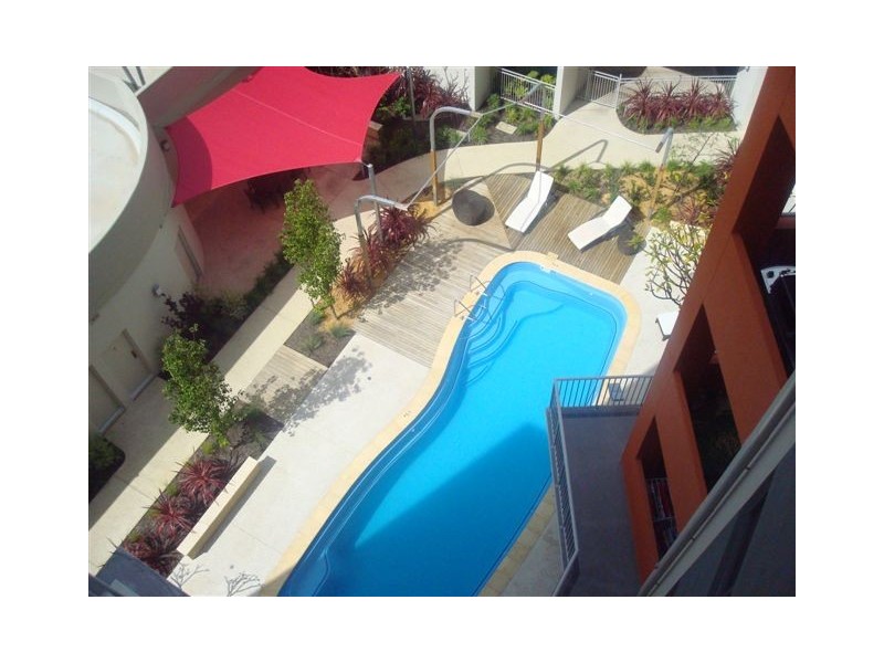 93/6 Walsh Loop, Joondalup WA 6027