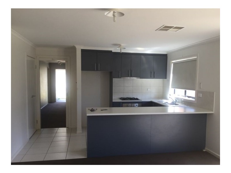 8 Mulberry Lane, White Hills VIC 3550