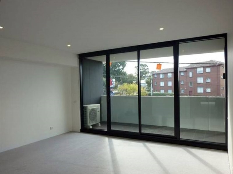 102/247-263 Racecourse Road, Kensington VIC 3031