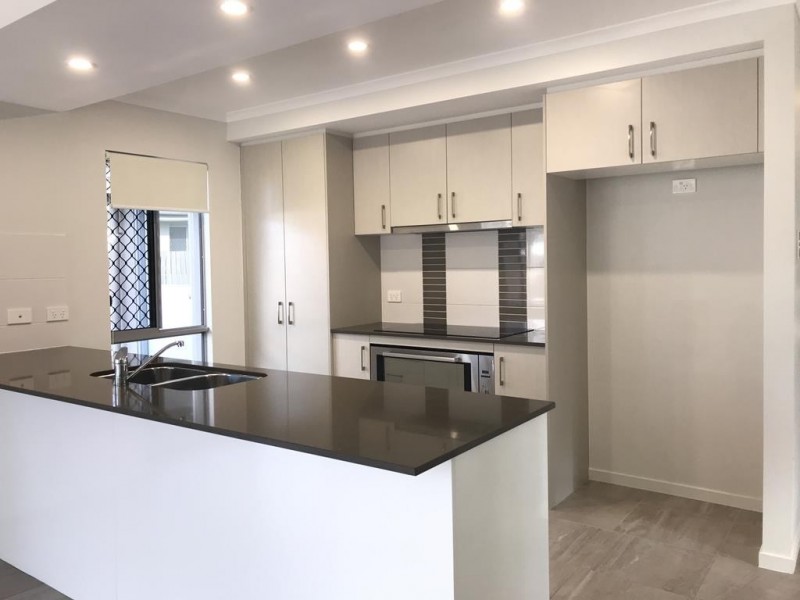 [NRAS] 8 Tooma  Lane, Kelso QLD 4815