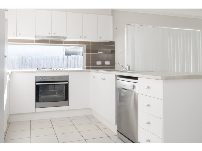 [NRAS] 36 River Parks  Boulevard, Kelso QLD 4815