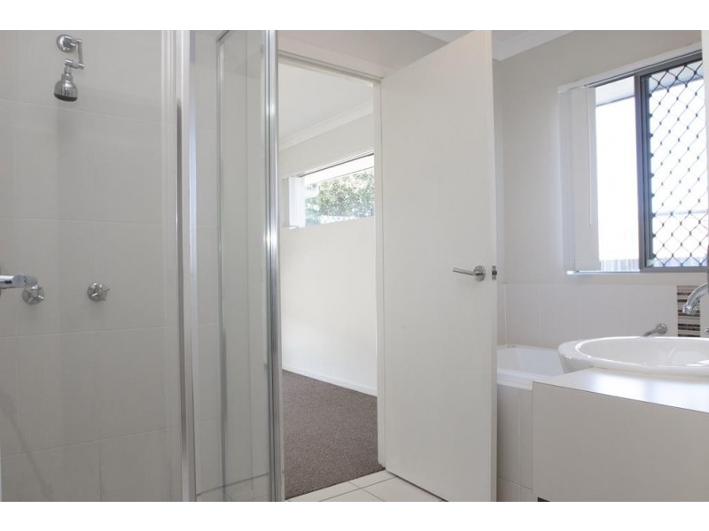 [NRAS] 36 River Parks  Boulevard, Kelso QLD 4815