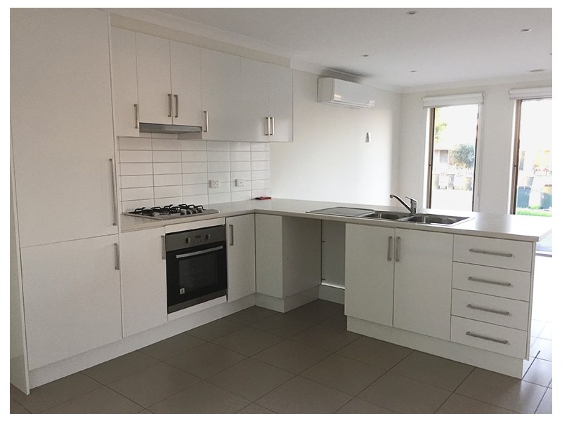 1/141 Glengala Road, Sunshine VIC 3020