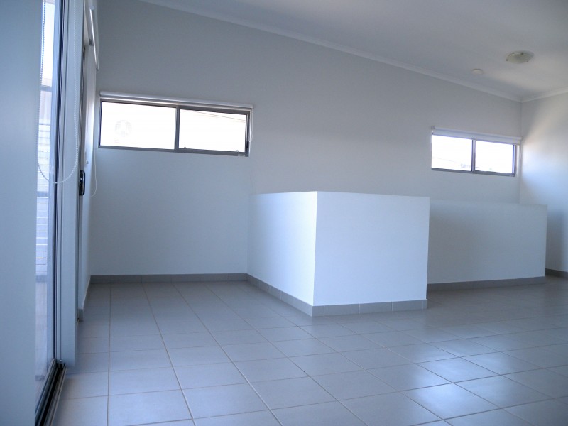 11/10 Damascene Cresent, Bellamack NT 0832
