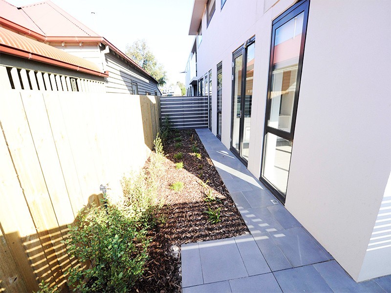 G01/299 Maribyrnong Road, Ascot Vale VIC 3032