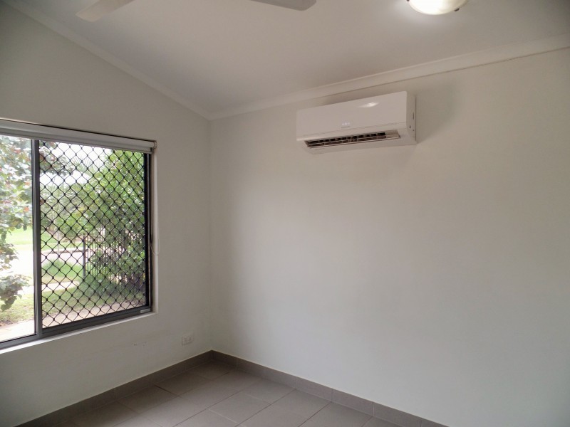 2/2 Tall Street, Johnston NT 0832