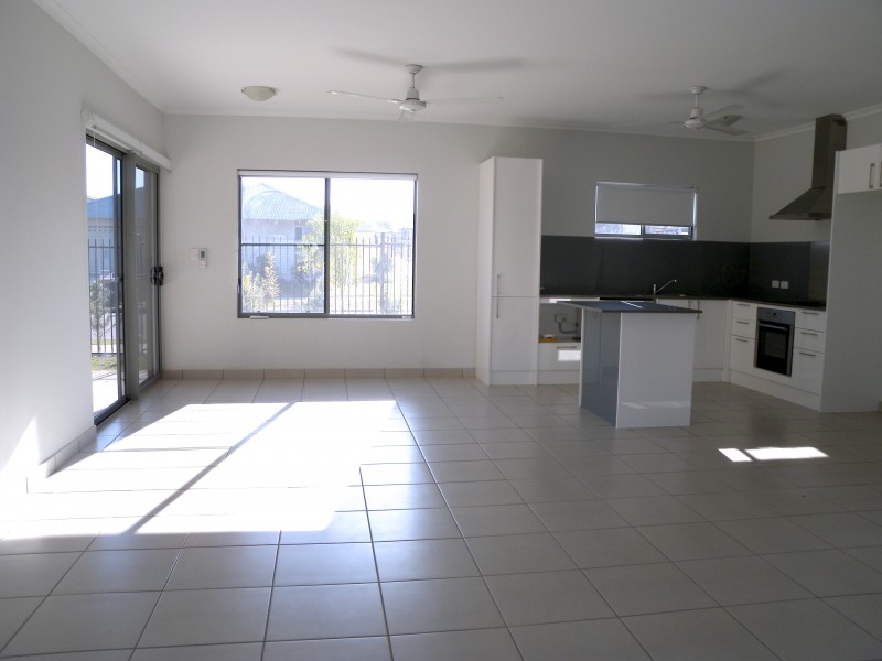 4/15 Hodge Street, Johnston NT 0832