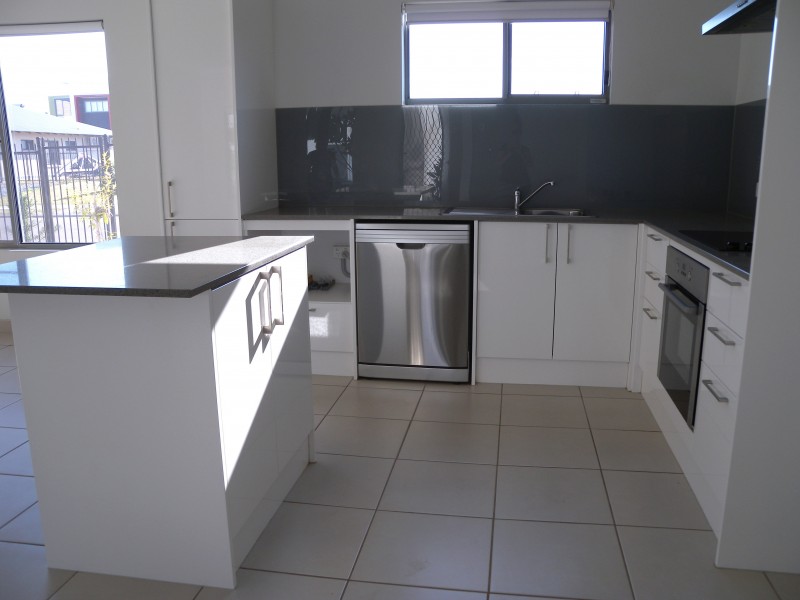 4/15 Hodge Street, Johnston NT 0832