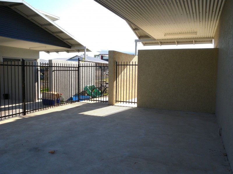 4/15 Hodge Street, Johnston NT 0832