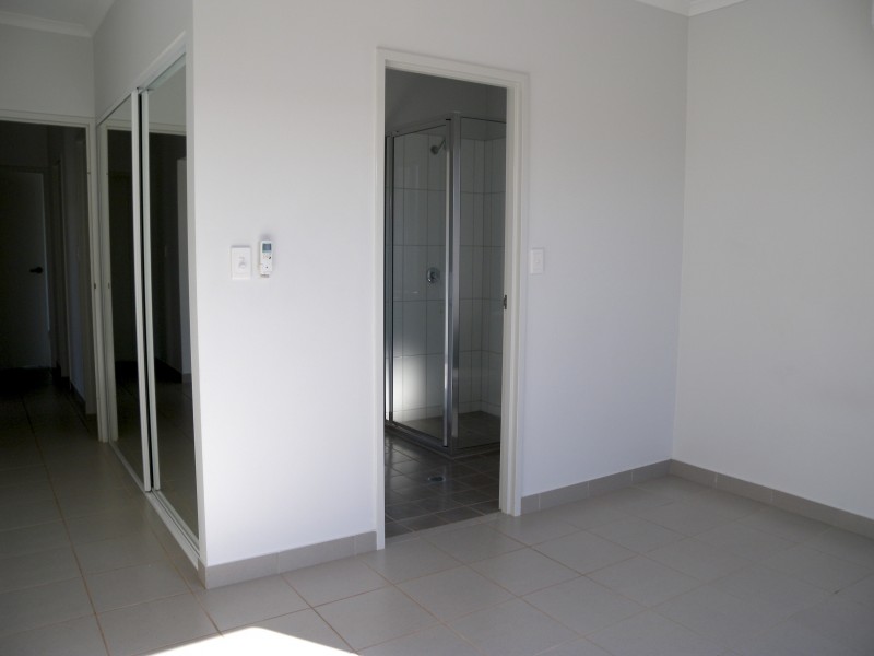 3/10 Damascene  Crescent, Bellamack NT 0832