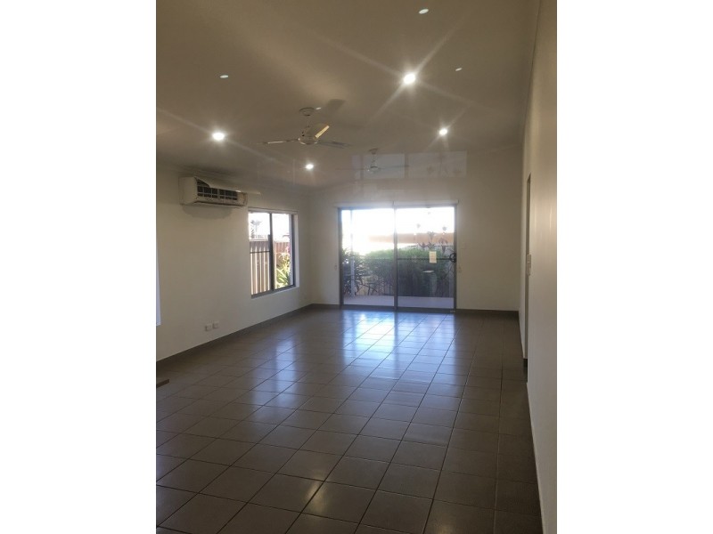 2/16 Teasdale  Street, Johnston NT 0832