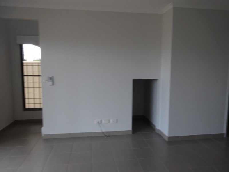 16/10 Damascene Crescent, Bellamack NT 0832