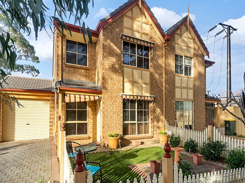 5/9 Yorktown Crescent, Henley Beach South SA 5022