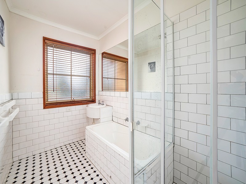5/9 Yorktown Crescent, Henley Beach South SA 5022
